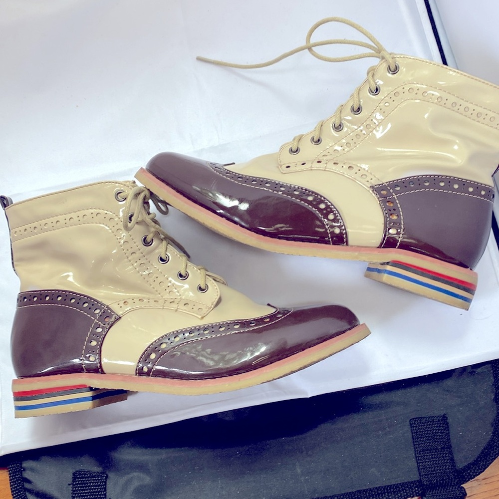 Old Fashion, Two toned, Cream & Brown Booties,sz 7.  Patten Leather by Wanted
